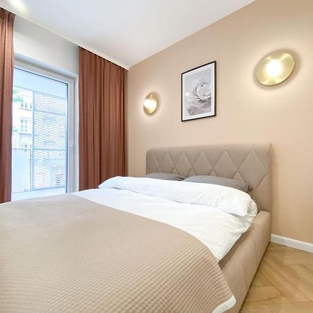 Apartament Family Zwierzyniecka Poznań Zewnętrze zdjęcie