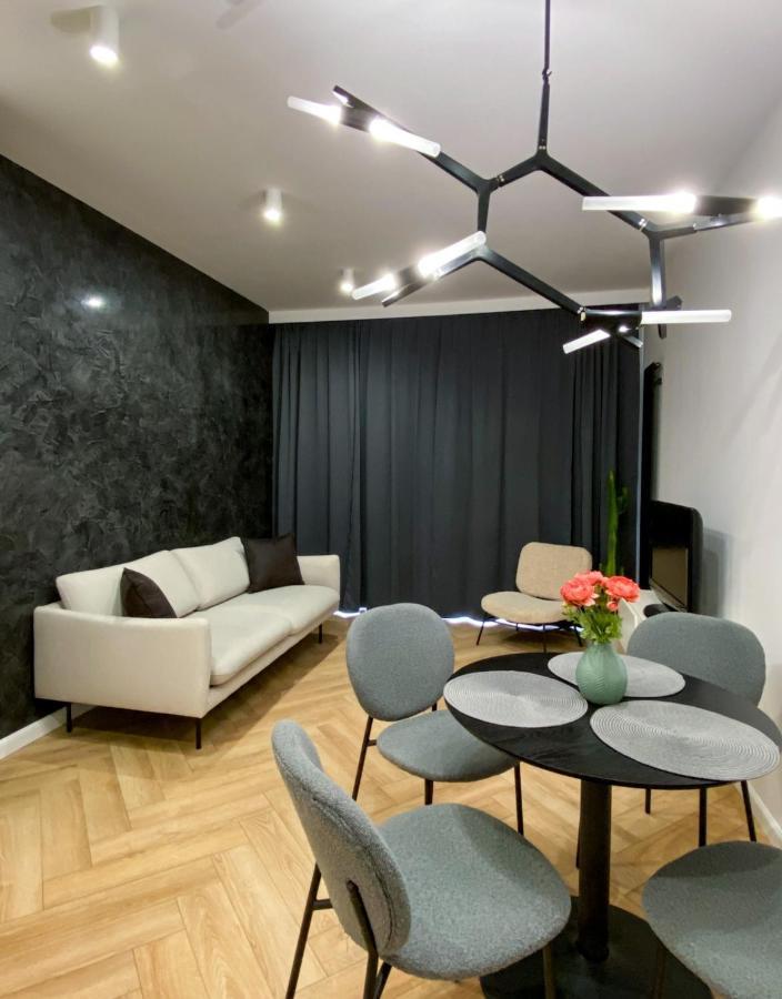 Apartament Family Zwierzyniecka Poznań Zewnętrze zdjęcie